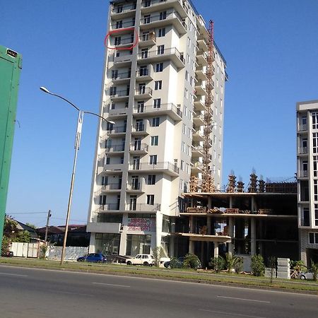 Nodari Batumi Bagian luar foto