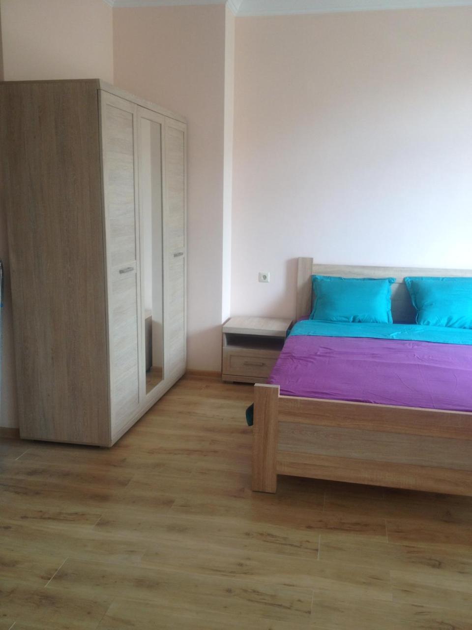 Nodari Batumi Bagian luar foto